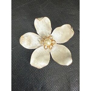 Vintage Kramer of New York White Enamel Flower Brooch Faux Pearl Gold Tone Pin